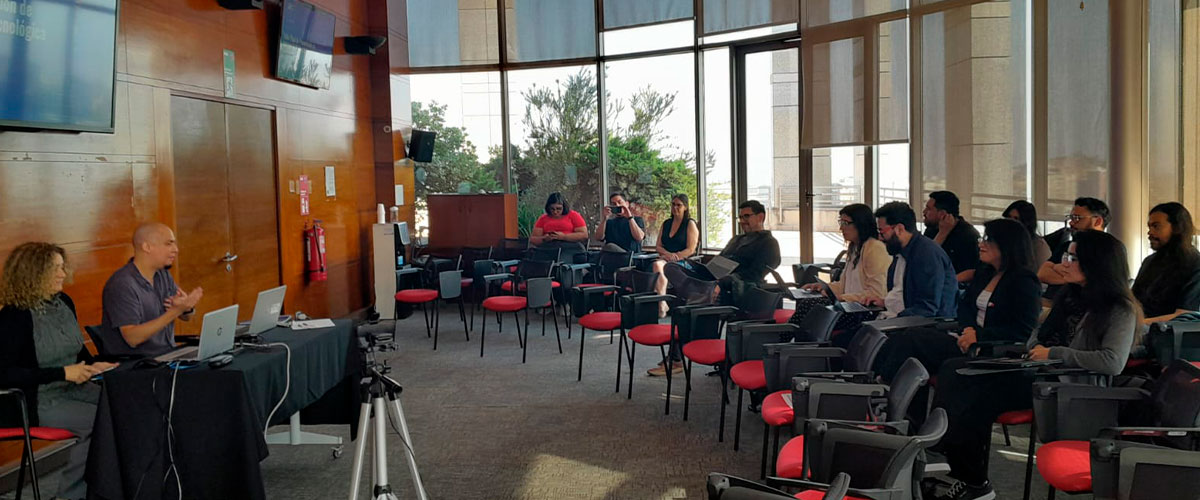 USerena fortalece capacidades institucionales en el uso de vigilancia tecnológica