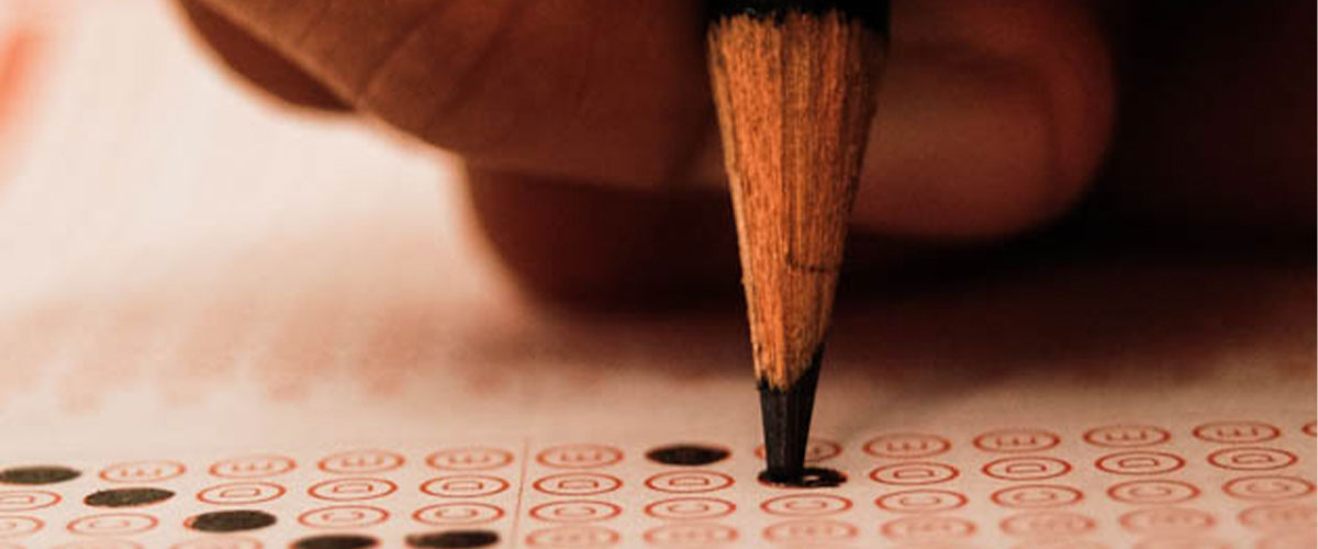 Especialistas recomiendan investigar detalles de las carreras antes de hacer una elección vocacional