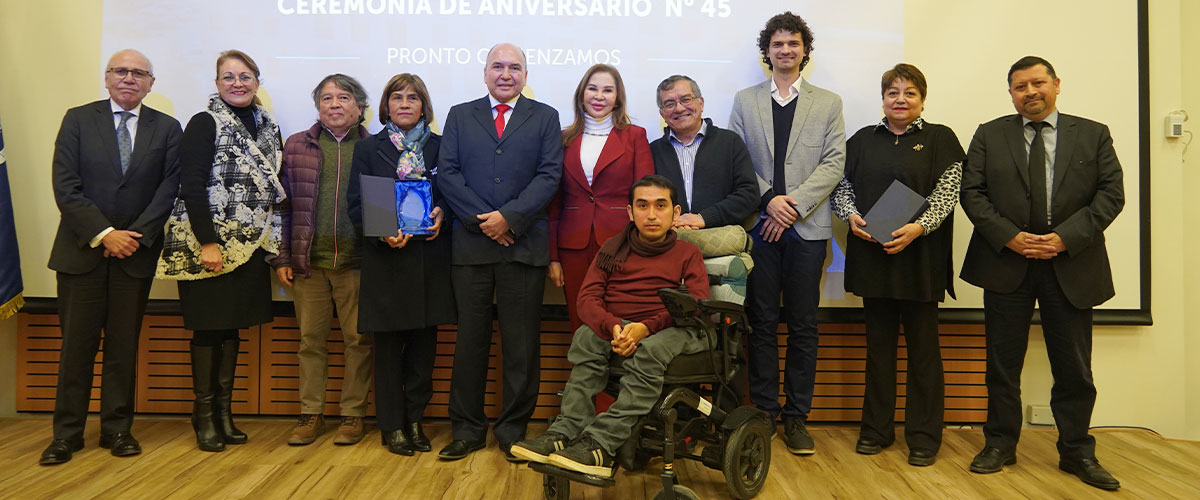 Facultad de Ciencias celebró 45 años reconociendo a quienes han construido su historia