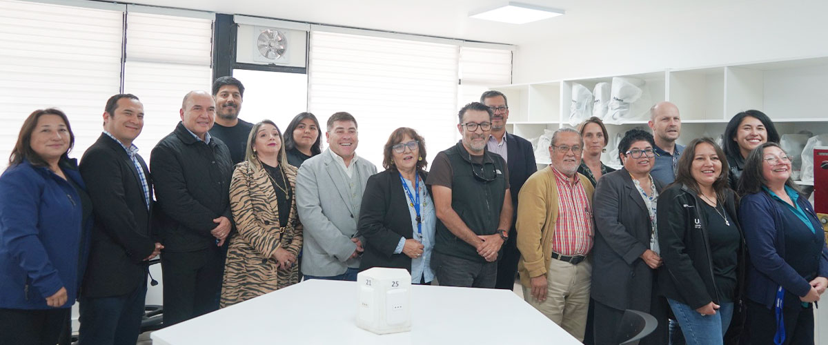 Un espacio renovado para la ciencia: USerena moderniza laboratorio de Botánica