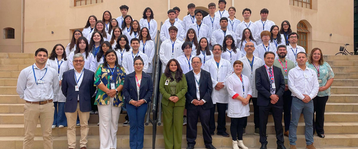  Estudiantes de Medicina de la USerena visitan el CDT del Hospital de La Serena en su primer acercamiento a la red asistencial