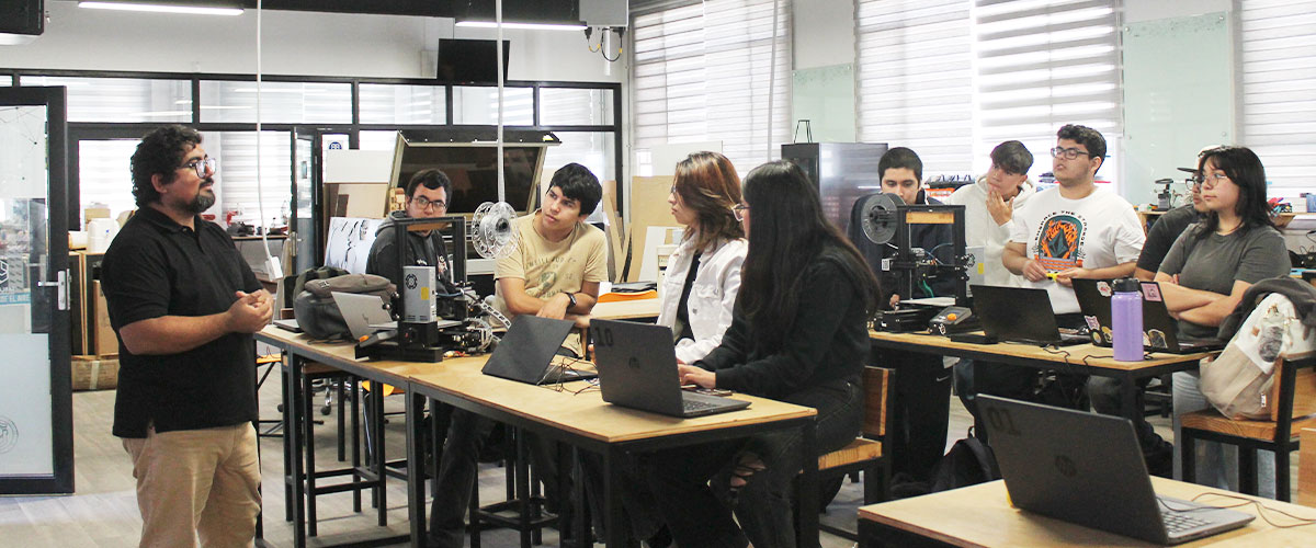 FABLAB inicia ciclo de talleres: Un espacio de innovación abierto a toda la comunidad universitaria