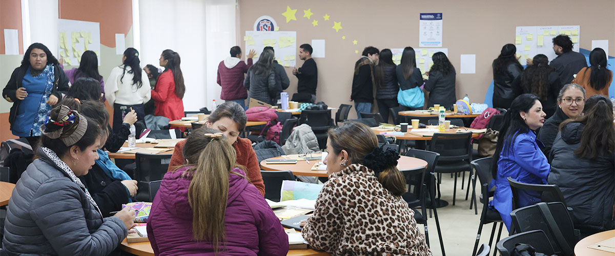 Encuentro para el desarrollo de estrategias en convivencia escolar reunió más de 200 participantes en la U. de La Serena