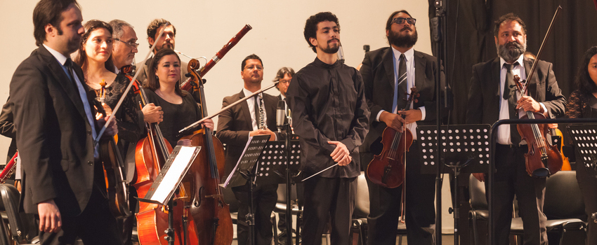 Luis Toro Araya dirigirá nuevo concierto de la OSULS junto al oboísta José Luis Urquieta