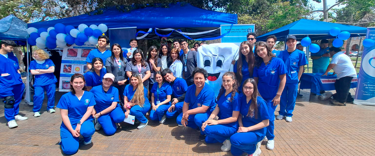Estudiantes de Odontología fueron parte de Feria de Promoción de la Salud y Prevención del Cáncer 2023
