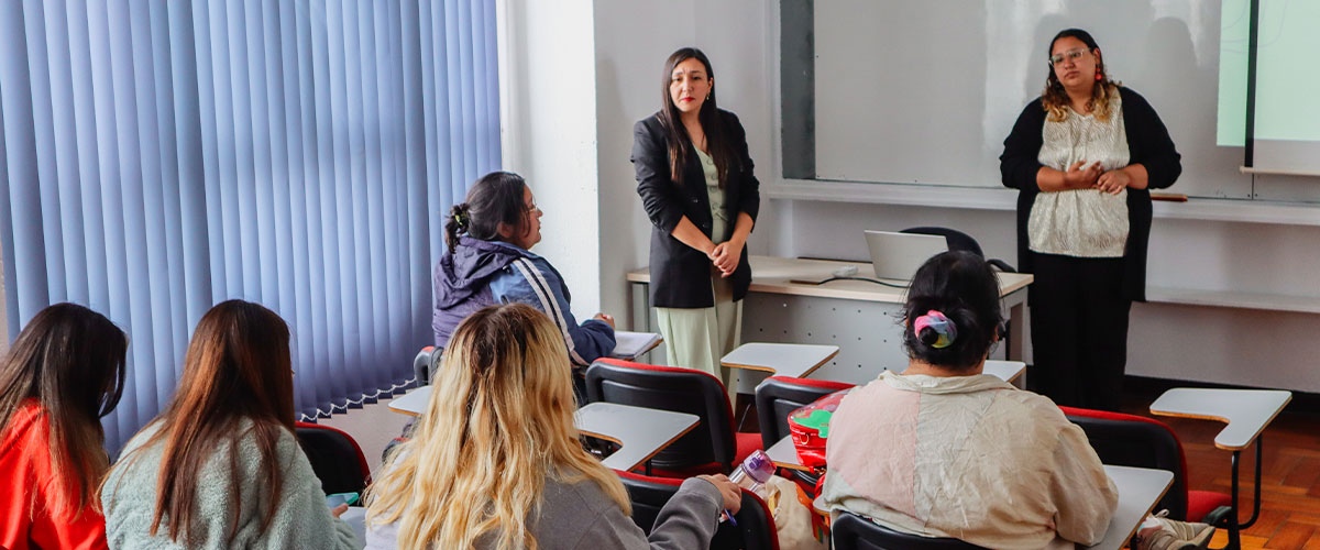 Estudiantes participaron en taller de emprendimiento y se capacitaron en gestión fiscal para ferias y eventos