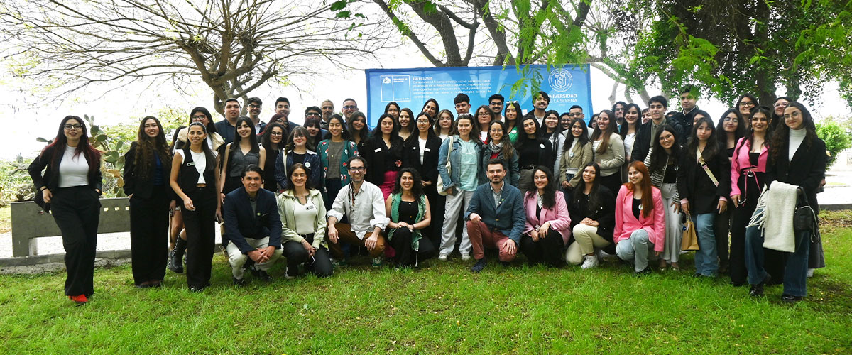 Estudiantes de Odontología realizan jornada de vinculación con el medio